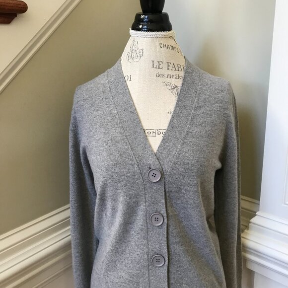 Neiman Marcus Cardigan Sweater Womens Medium Cashmere Button Down Long Sleeve - Picture 3 of 9